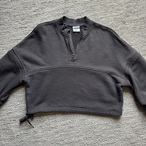 Gymshark Gray Cropped Sweatshirt - Picture 16 of 16